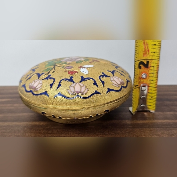 Vintage Cloisonné And Enamel Flower And Butterflies Trinket Jewelry Box Round - Picture 12 of 13